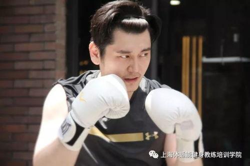 张家边新郎吃瓜事件视频,一场意外的婚礼闹剧揭秘